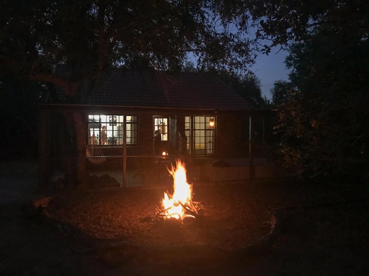 Hello Kruger Hideaway Cottage & Skilpad Studio Marloth Park Ngoại thất bức ảnh