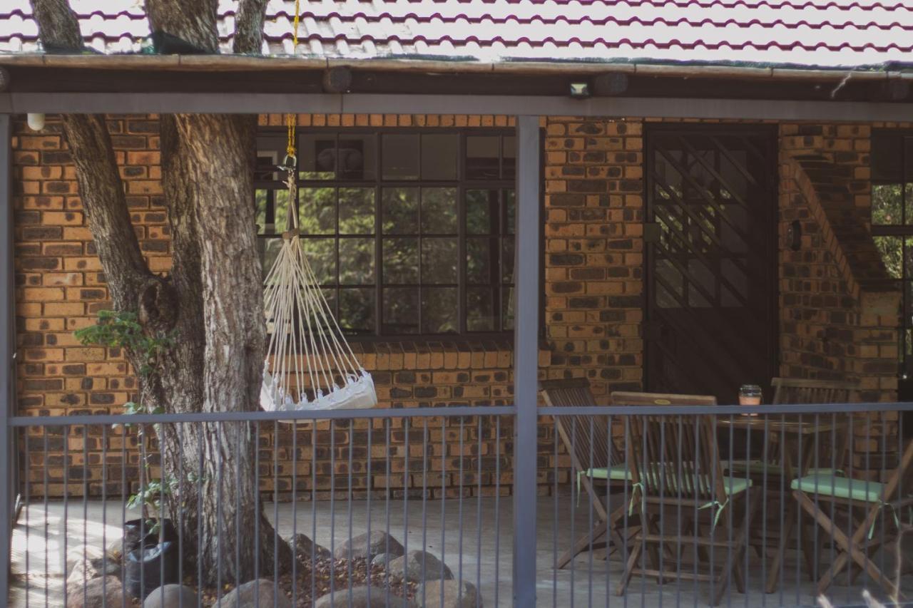 Hello Kruger Hideaway Cottage & Skilpad Studio Marloth Park Ngoại thất bức ảnh